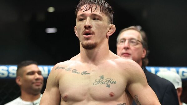 mckee dominates pettis